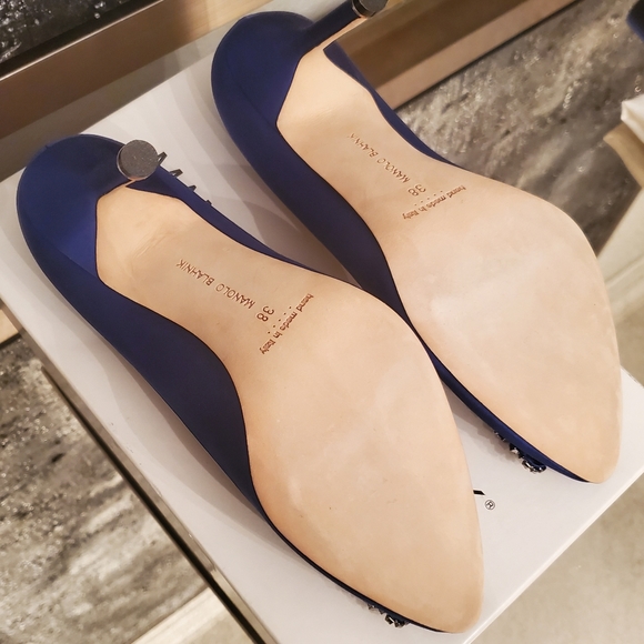 Manolo blahnik hangisi pumps 105 satin - Picture 7 of 7